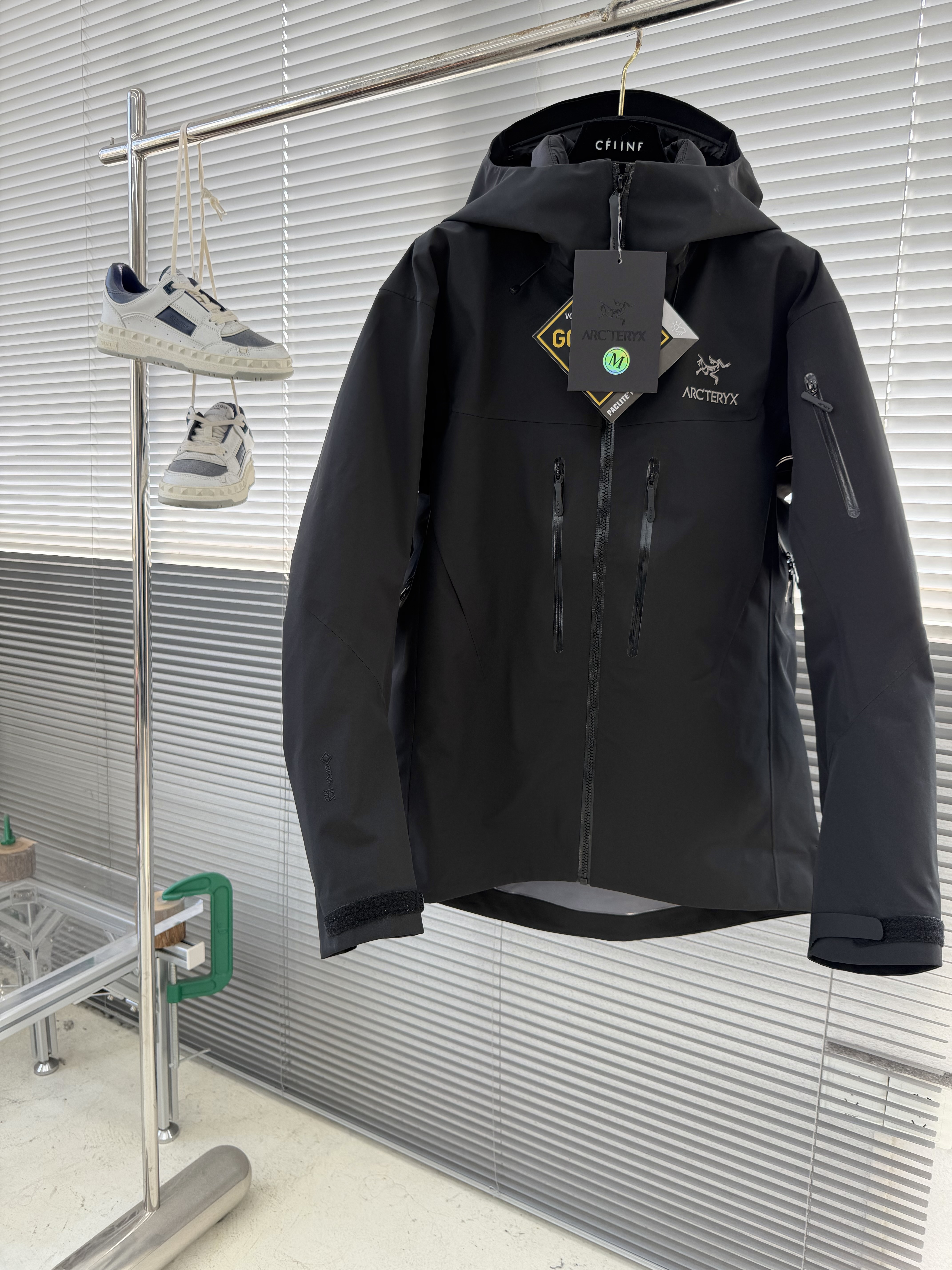 아크테릭스 ARC'TERYX Alpha SV 7 다운재킷