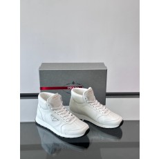 프라다 Prada 스니커즈 White