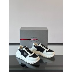 프라다 Prada 스니커즈