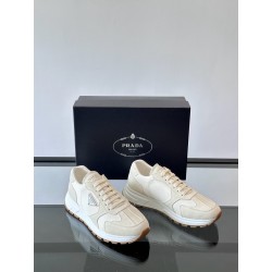 프라다 Prada 스니커즈 White