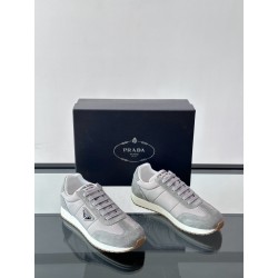 프라다 Prada 스니커즈