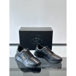 프라다 Prada 스니커즈