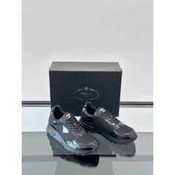 프라다 Prada 스니커즈