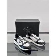 프라다 Prada 스니커즈