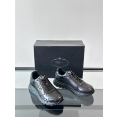 프라다 Prada 스니커즈