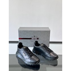 프라다 Prada 스니커즈