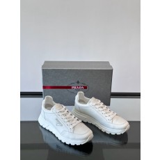 프라다 Prada 스니커즈
