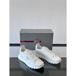프라다 Prada 스니커즈
