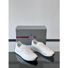 프라다 Prada 스니커즈