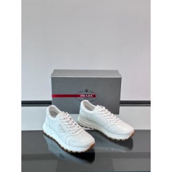 프라다 Prada 스니커즈 White