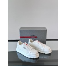 프라다 Prada 스니커즈