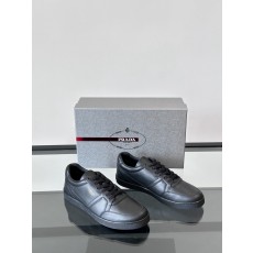 프라다 Prada 스니커즈