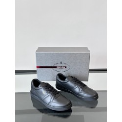프라다 Prada 스니커즈