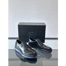 프라다 Prada 스니커즈