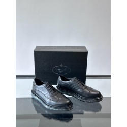 프라다 Prada 스니커즈