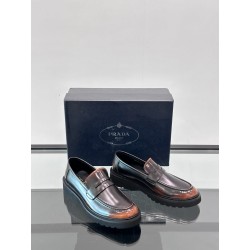 프라다 Prada 로퍼 슈즈