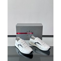 프라다 Prada 스니커즈