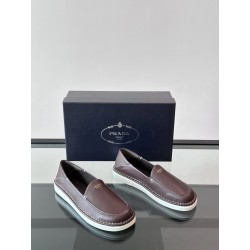 프라다 Prada 로퍼