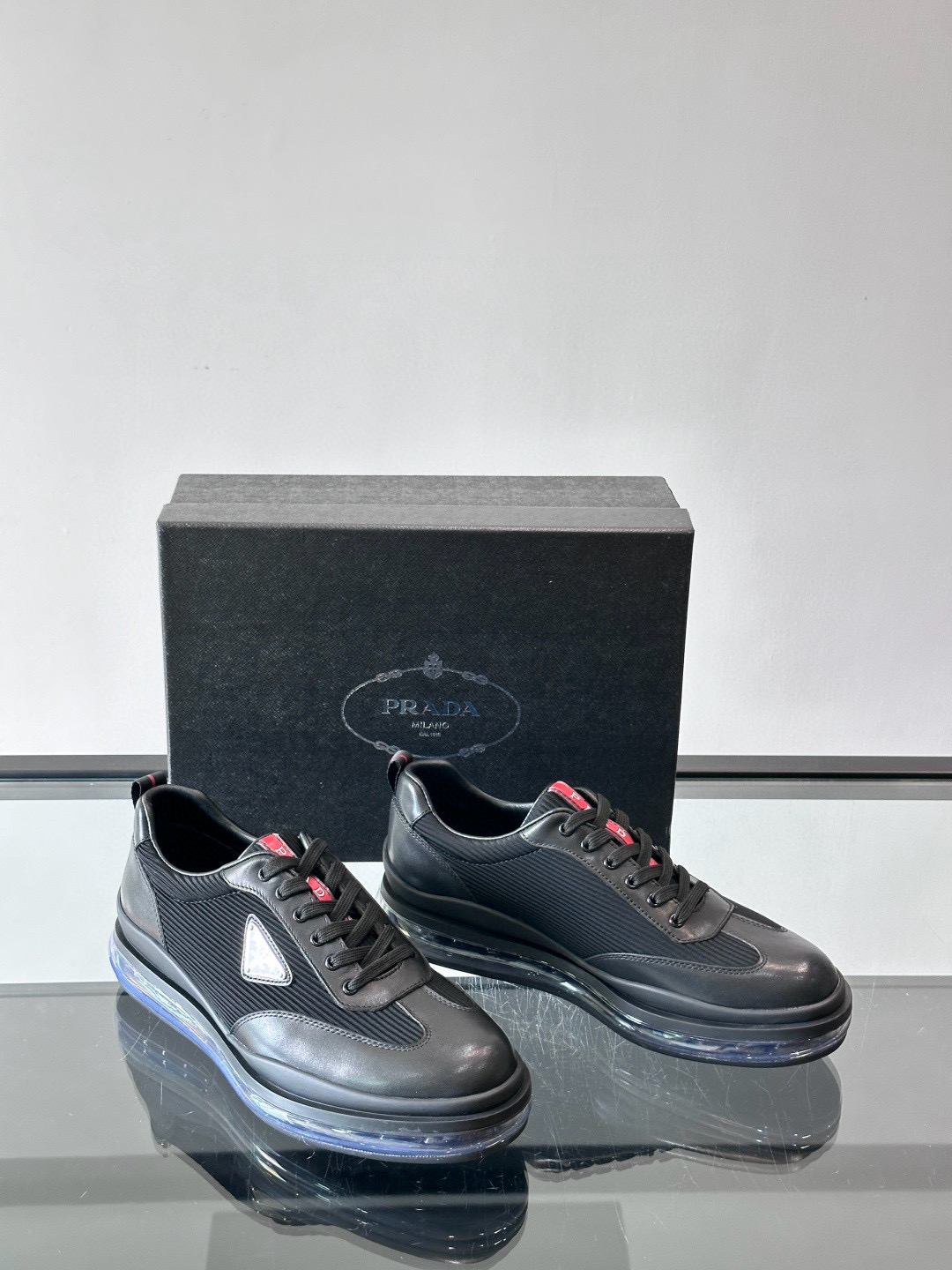 프라다 Prada 스니커즈