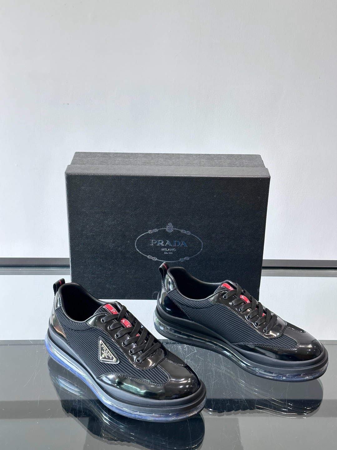 프라다 Prada 스니커즈