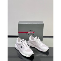 프라다 Prada 스니커즈