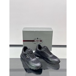 프라다 Prada 스니커즈