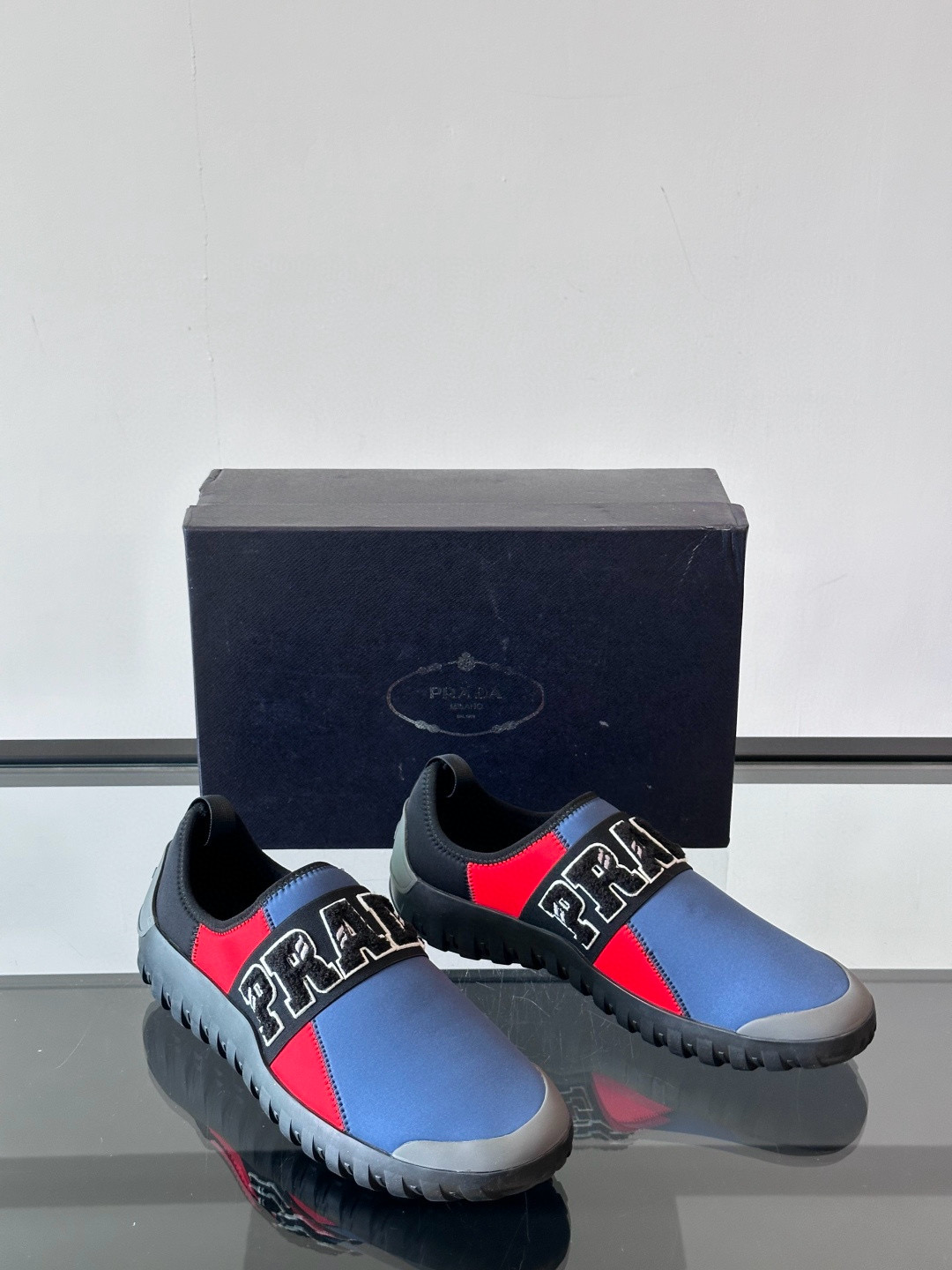 프라다 Prada 스니커즈