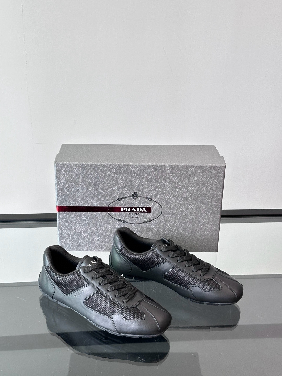 프라다 Prada 스니커즈