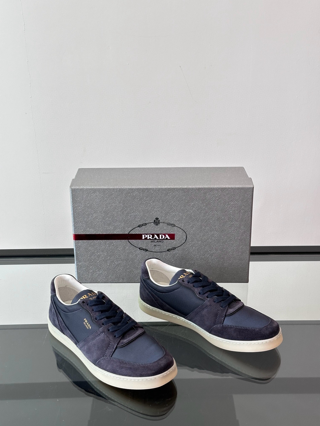 프라다 Prada 스니커즈