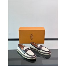 토즈 TOD'S 로퍼