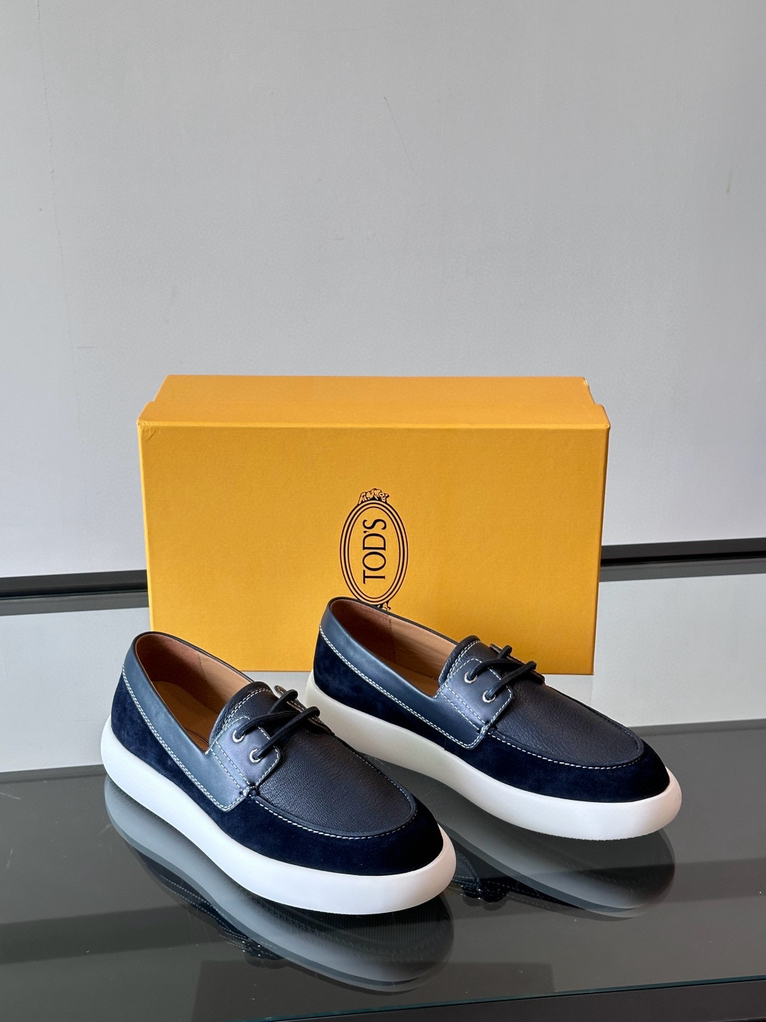 토즈 TOD'S 로퍼