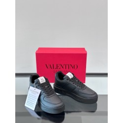 발렌티노 Valentino 스니커즈