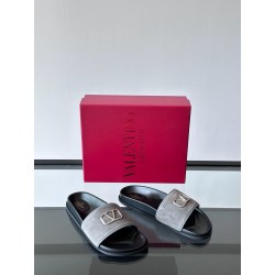 발렌티노 Valentino 슬리퍼