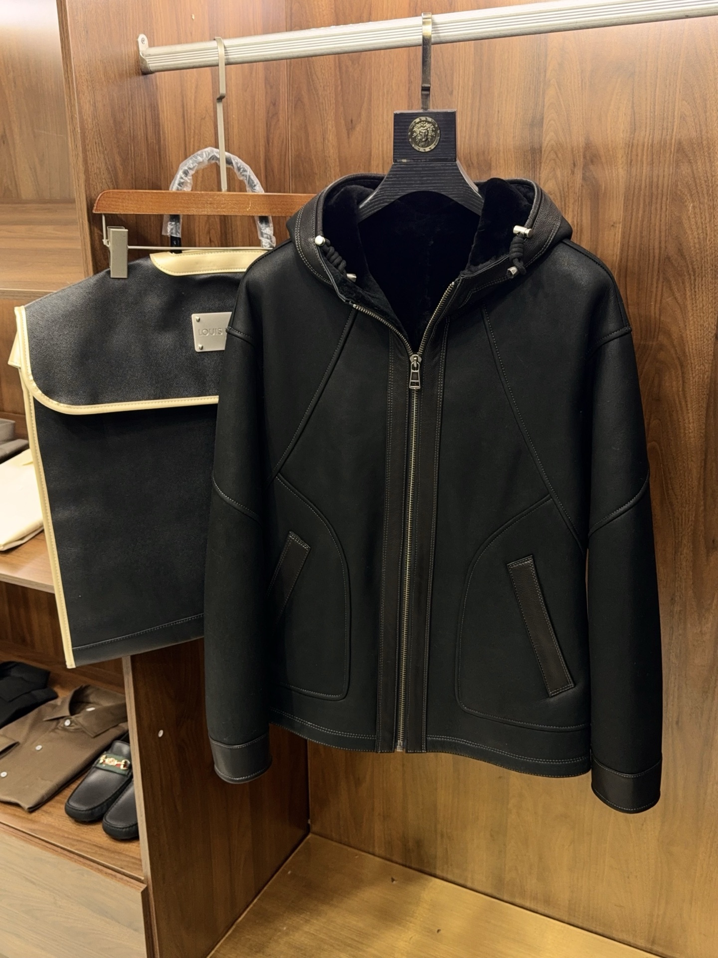 루이비통 Louis Vuitton 레더자켓