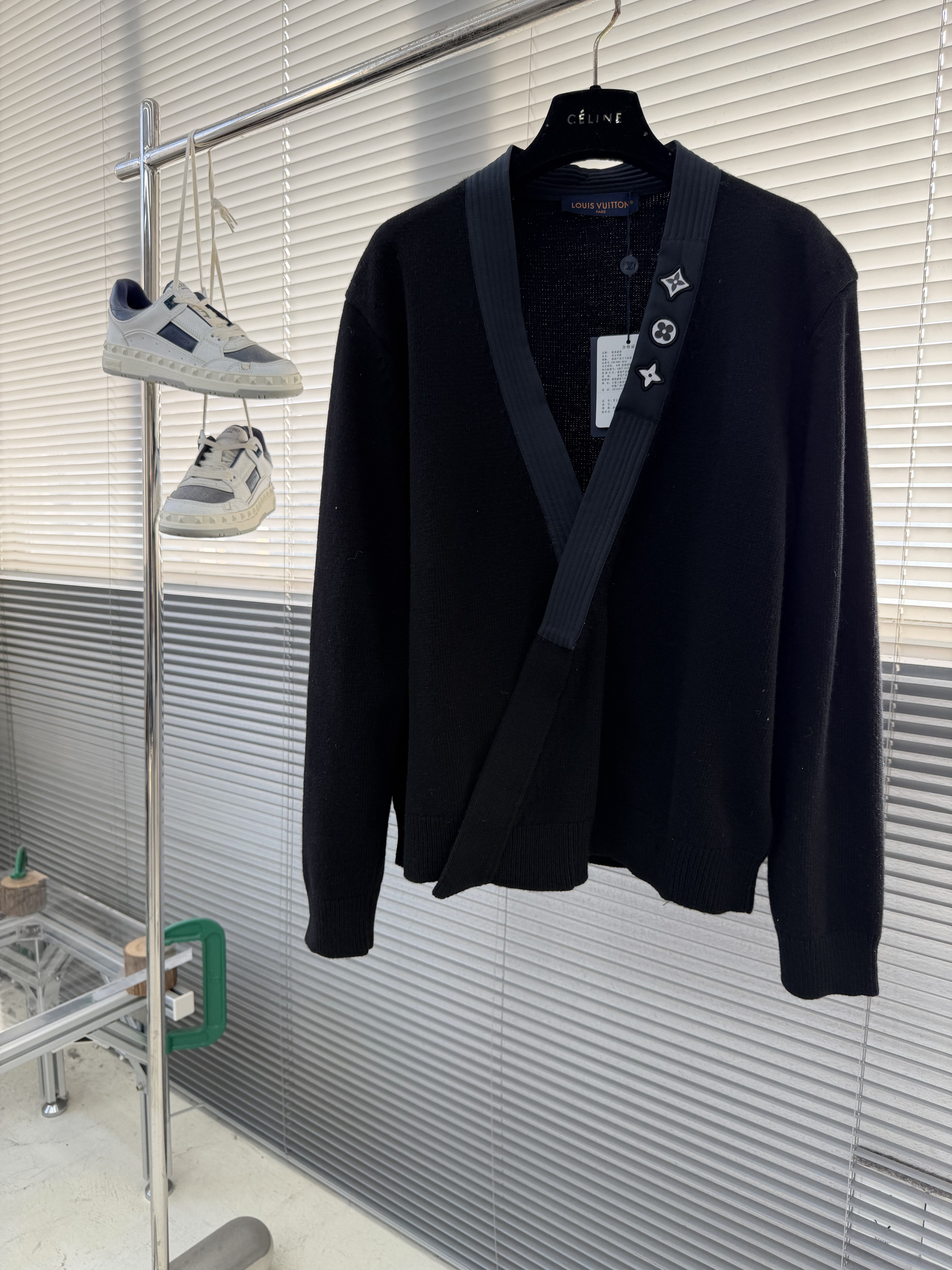 루이비통 Louis Vuitton 가디건