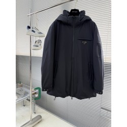 프라다 Prada 롱 다운재킷.