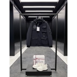 몽클레어 Moncler  다운재킷.