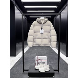 몽클레어 Moncler Meriera 다운재킷.