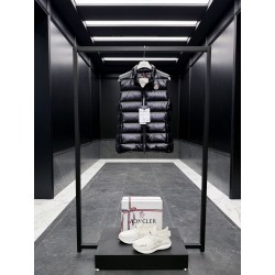 몽클레어 Moncler Ghany 다운 베스트 조끼。