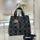 디올 Dior Medium Dior Toujours Vertical Tote Bag Black 23cm
