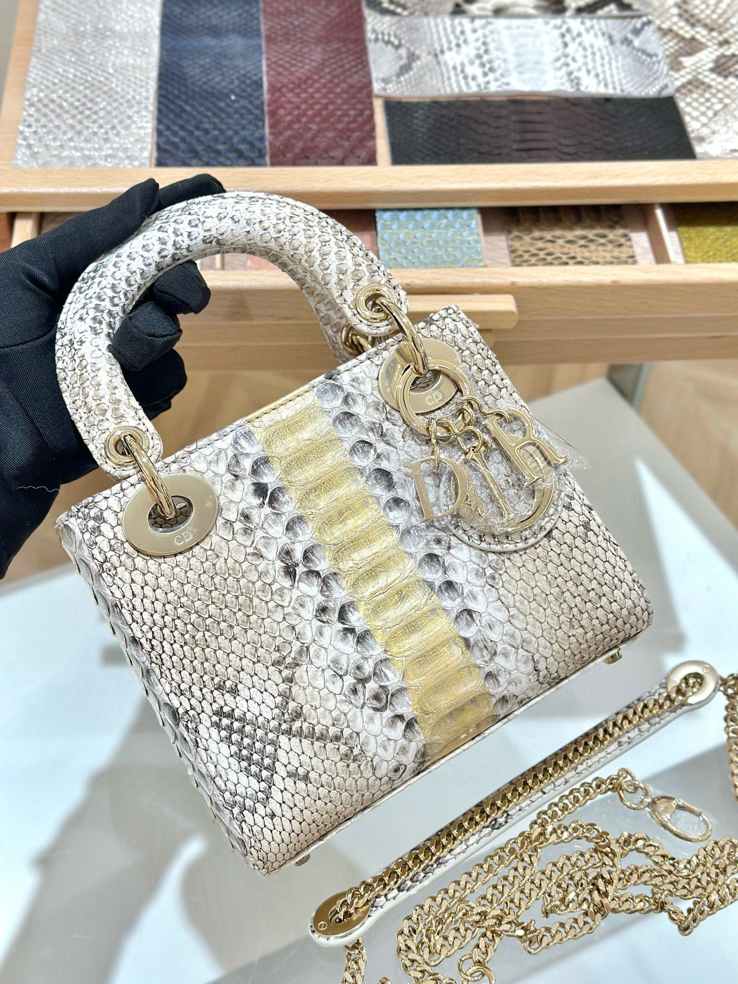 디올 Dior Mini Lady Bag 17cm