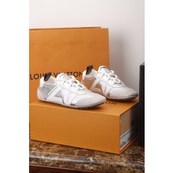 루이비통 Louis Vuitton 1AHNEC Sneakerina 스니커리나 실버