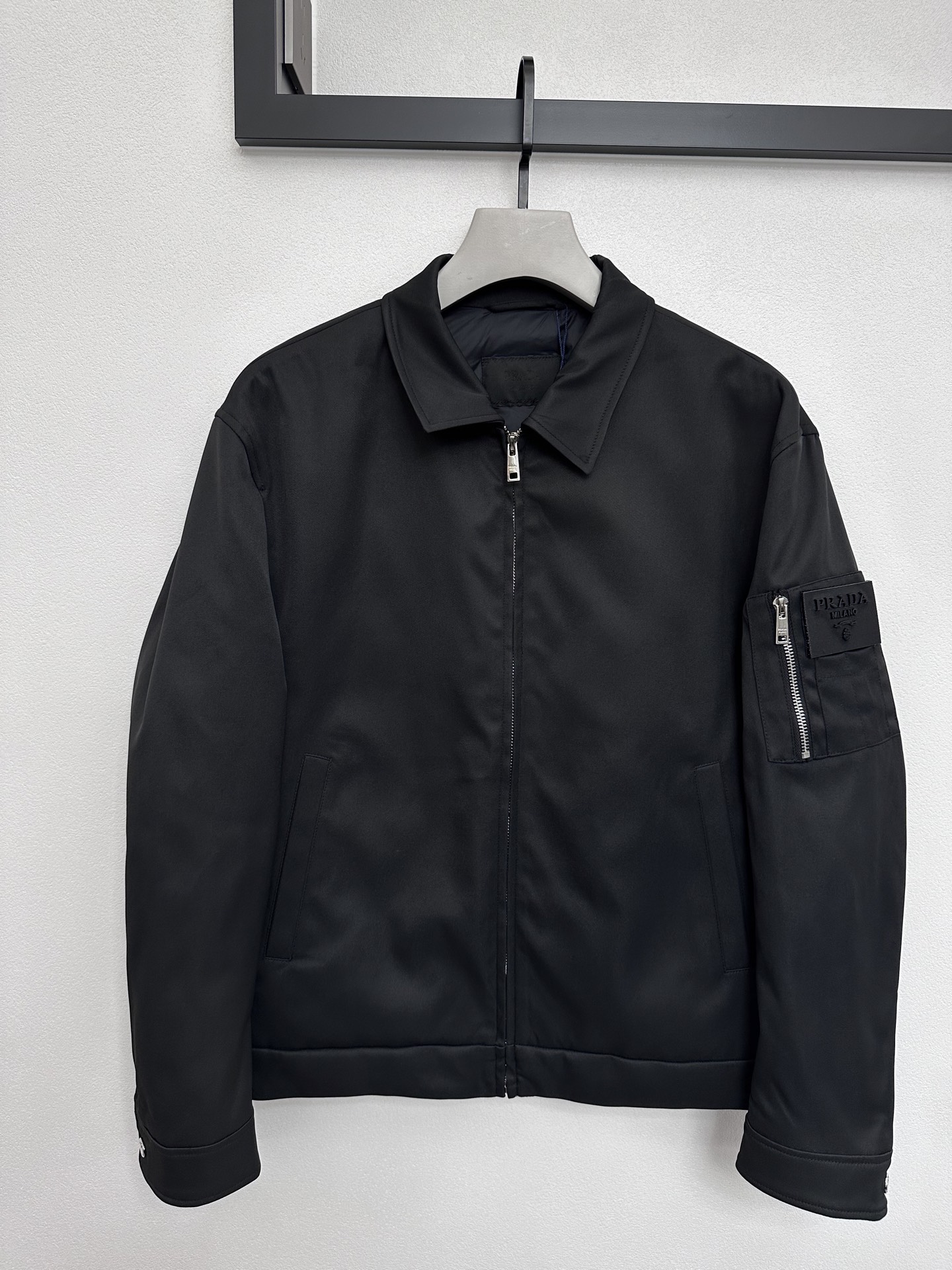 프라다 Prada 다운재킷