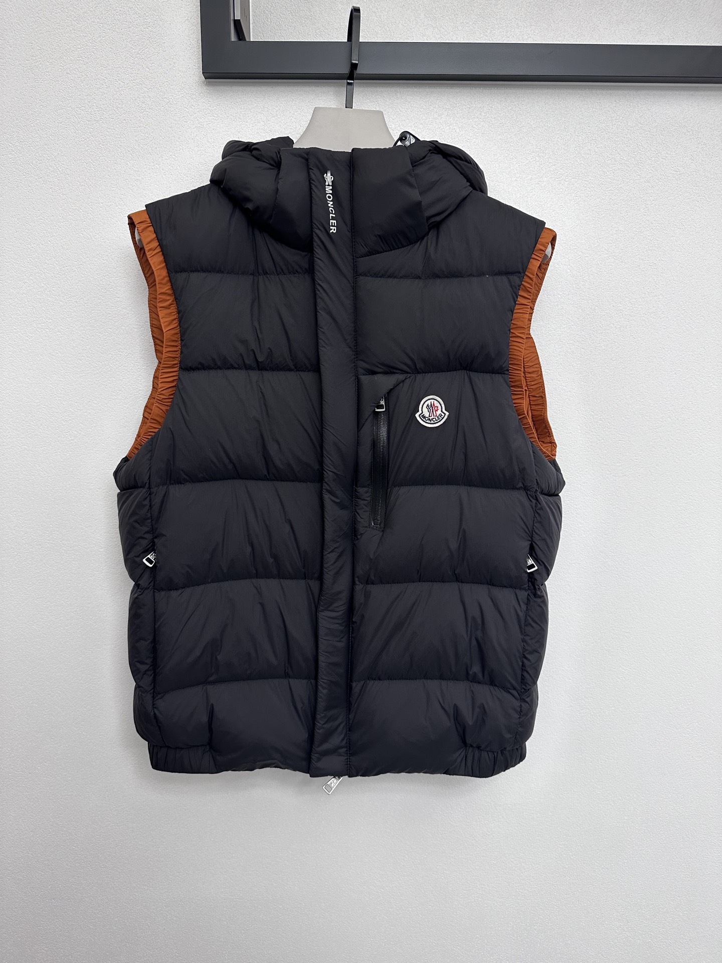 몽클레어 Moncler 다운 베스트 조끼