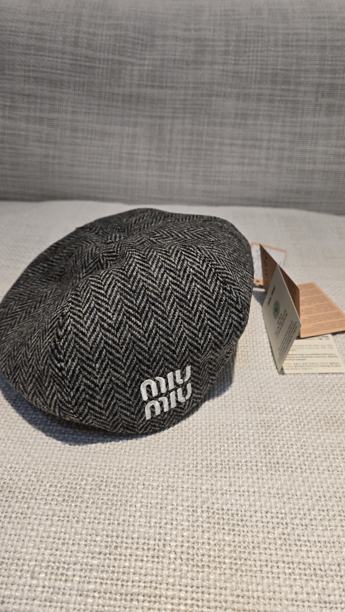 미우 미우 MIU MIU 베레모