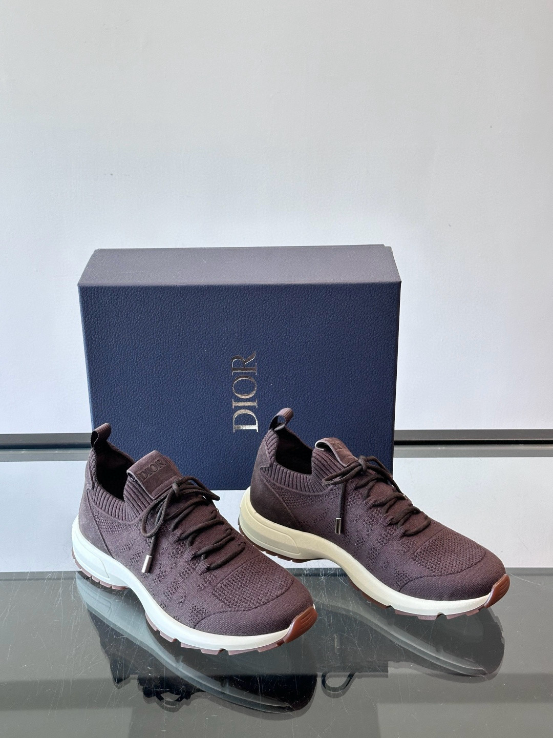 디올 Dior B80 스니커즈