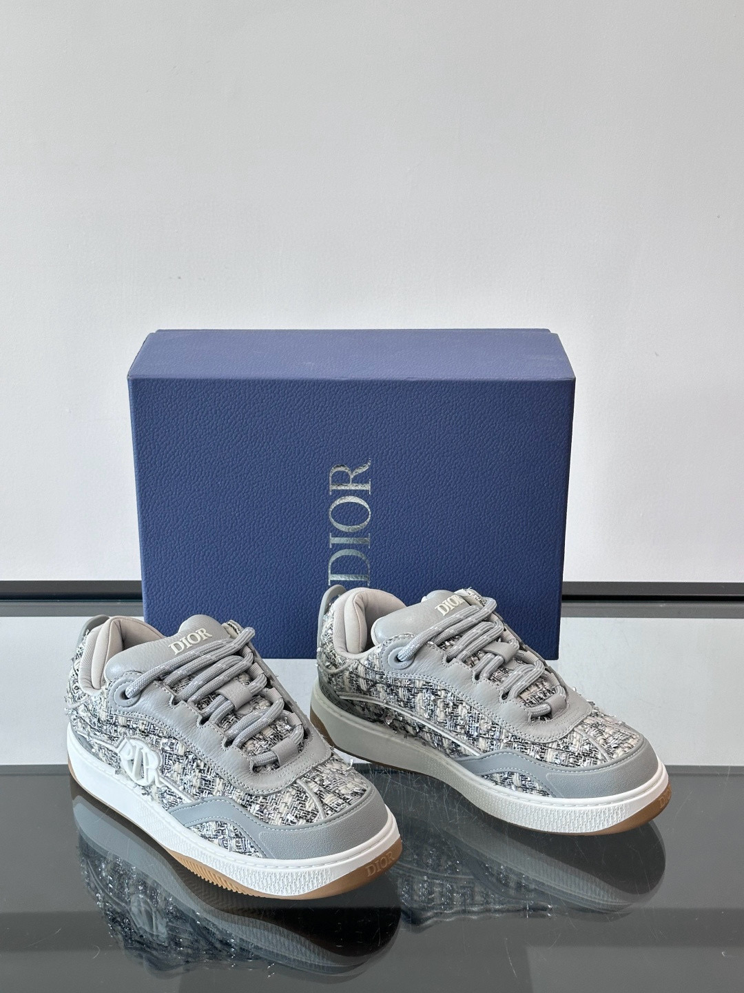 디올 Dior x ERL 스니커즈