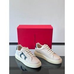 살바토레 페라가모 Salvatore Ferragamo Gancini 스니커즈