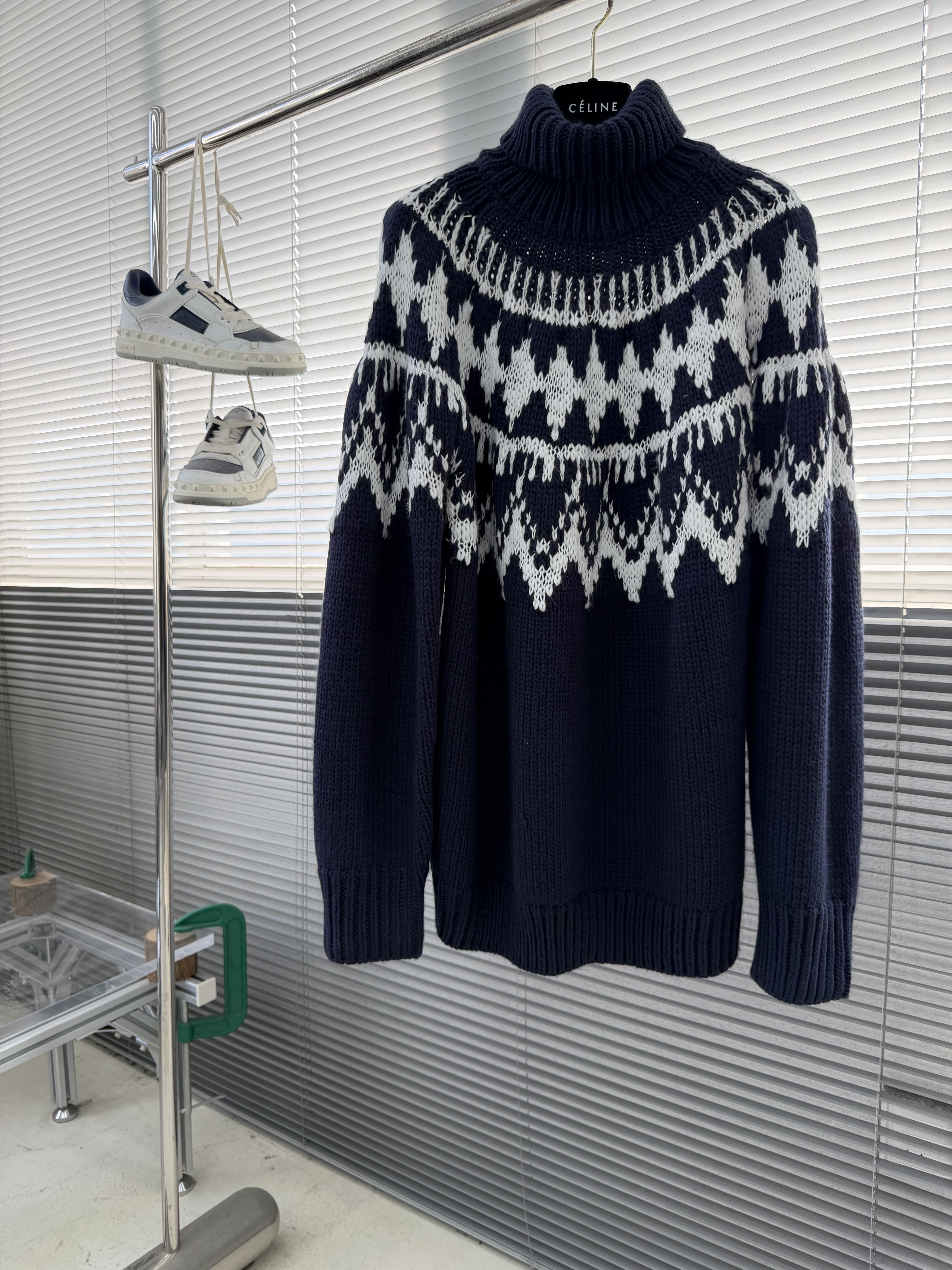 디올 Dior 스웨터