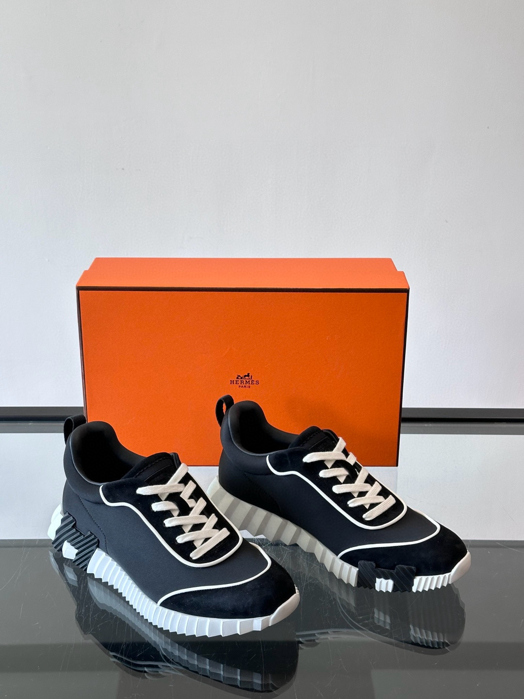 에르메스 Hermes Bouncing 스니커즈